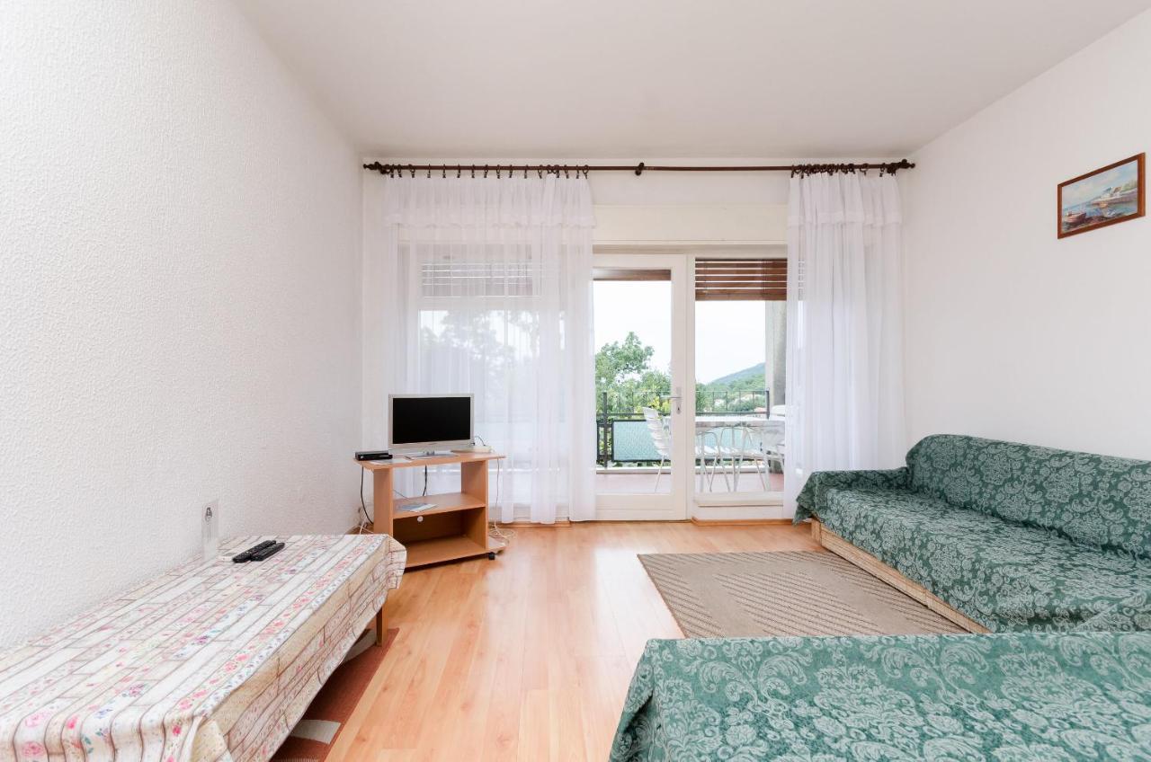 Apartments Mladen Jelica Ičići Extérieur photo