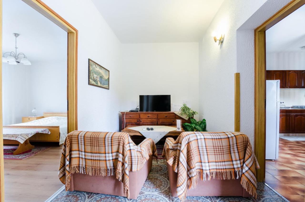Apartments Mladen Jelica Ičići Extérieur photo